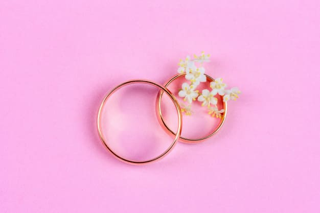 Los anillos de oro rosa: una tendencia que nos encanta